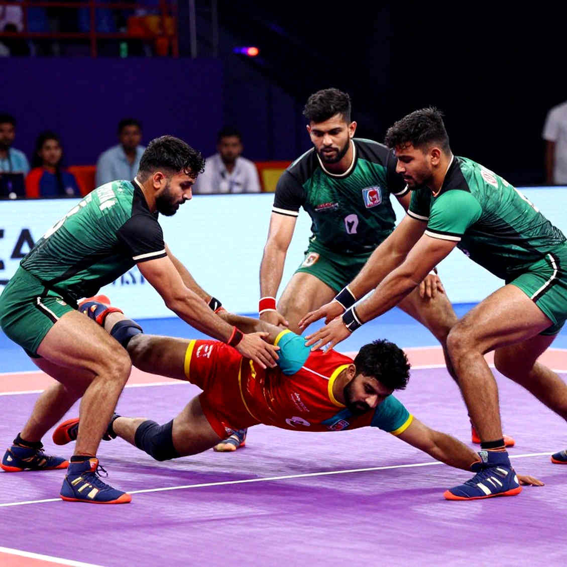 ৪৬-২৬ আর ৪৫-২৯: ভারত-উগান্ডার আগে যে স্কোরলাইন তুলনীয় নয় ৪৬-২৬ আর ৪৫-২৯: ভারত-উগান্ডার আগে যে স্কোরলাইন তুলনীয় নয়