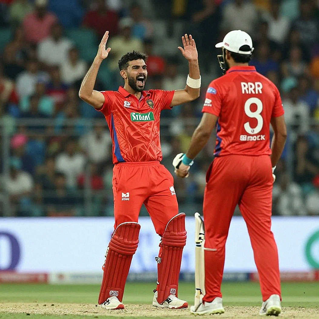 ৩.৩ ওভার: নিউল্যান্ডসের ডিসাইডারে দক্ষিণ আফ্রিকার আসল প্রশ্ন ৩.৩ ওভার: নিউল্যান্ডসের ডিসাইডারে দক্ষিণ আফ্রিকার আসল প্রশ্ন