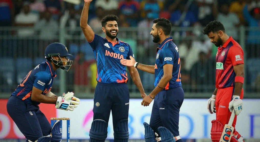কেপ টাউনের ডেসাইডারে অজি টপ অর্ডারের ঝুঁকি: চার ইনিংসের হিসাব আর নিউল্যান্ডসের প্রথম ঘণ্টা