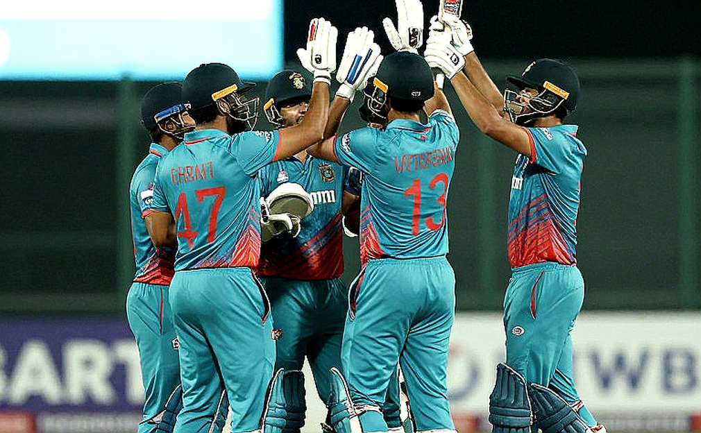 চার পেসার আর এক হরমার: দক্ষিণ আফ্রিকার একাদশ যে প্রশ্নটার উত্তর দেয়নি চার পেসার আর এক হরমার: দক্ষিণ আফ্রিকার একাদশ যে প্রশ্নটার উত্তর দেয়নি