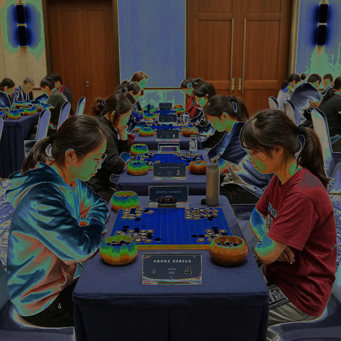 ChessMom-এর প্রত্যাবর্তন: মায়েদের সমর্থন, বোর্ডের বাইরে ও ভেতরে