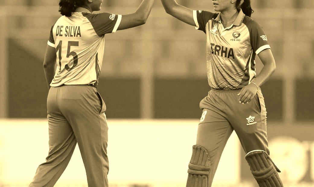 ৪৬ বলের পর থেমে যাওয়া সিরিজ: ২-২ ড্রয়ের ভেতরে যে হিসাবটা কেউ মেলায়নি ৪৬ বলের পর থেমে যাওয়া সিরিজ: ২-২ ড্রয়ের ভেতরে যে হিসাবটা কেউ মেলায়নি